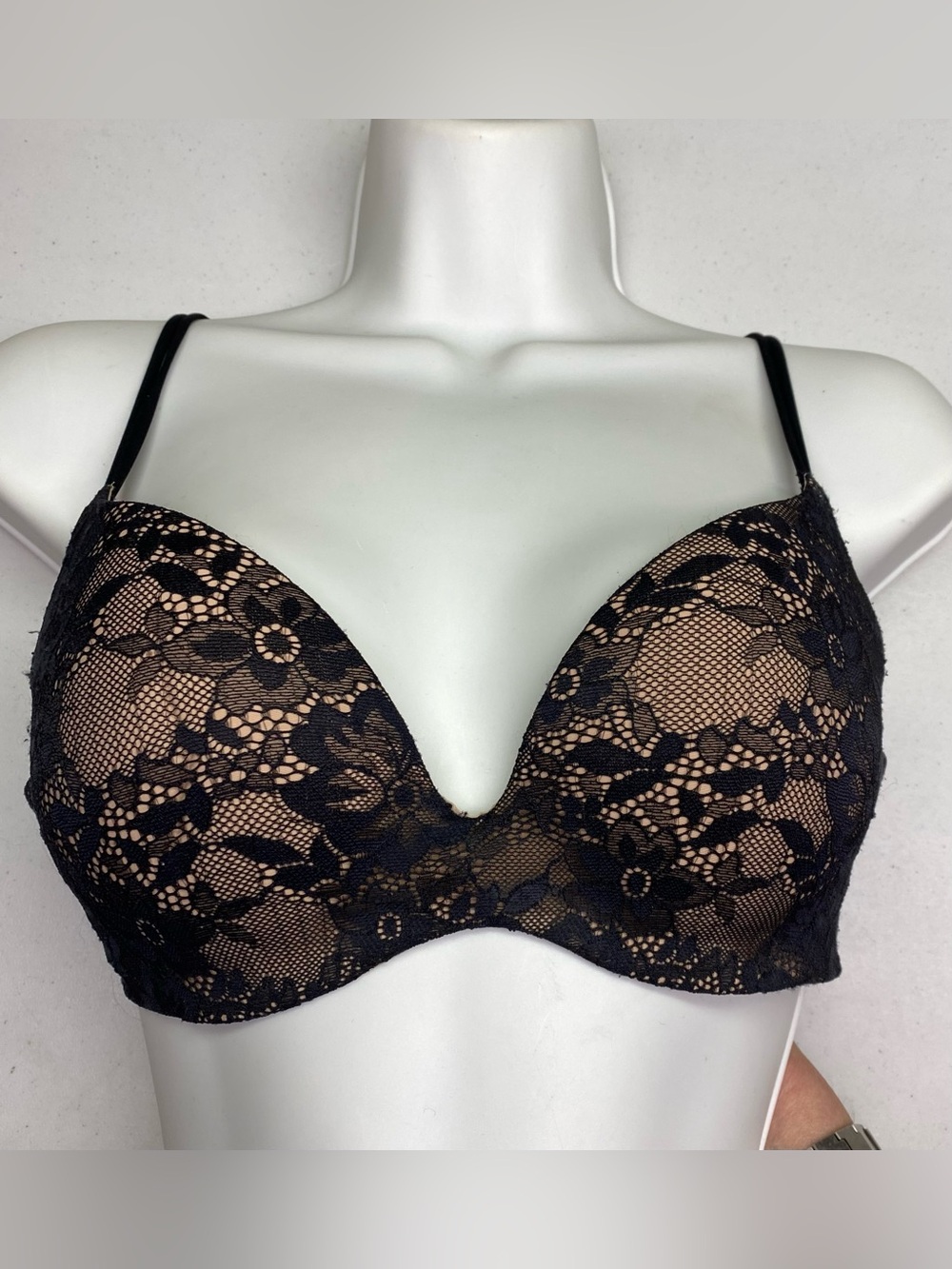 VS Angels Secret Embrace. BLK/TAN Push-up, 36B *P1087